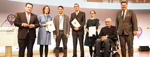 Minister Hubertus Heil und die Preisträger vom Bundesteilhabepreis 2019 - Foto: BMAS/Maelsa
