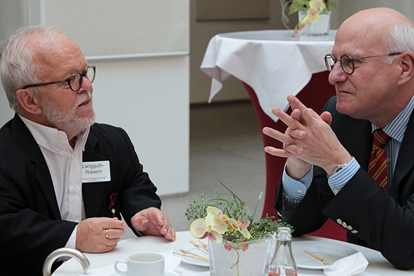 Die Experten Volker Langguth-Wasem (links) von der BAG Selbsthilfe und Joachim Seeger, Bundesministerium des Innern, für Bau und Heimat. Foto: Bundesfachstelle Barrierefreiheit